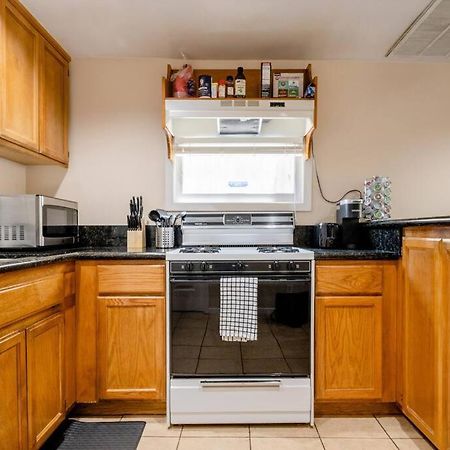 סקרמנטו *2Bdr Victorian Home Away From Home - *Central Loc מראה חיצוני תמונה